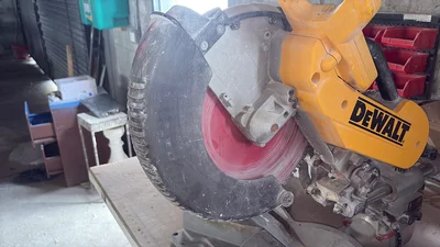 Used _UNKNOWN_ _UNKNOWN_ Double Miter Saws Georgia US | Auction Management Corporation #1548646