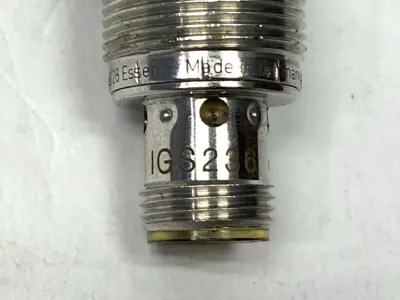 USED IFM INDUCTIVE PROXIMITY SENSOR 8MM SENSING RANGE PNP M18 10-30V DC