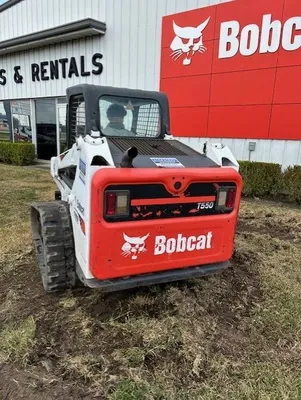 USED 2019 BOBCAT T550