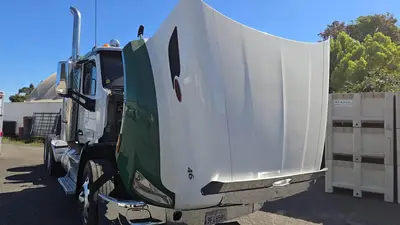 USED 2015 PETERBILT 579