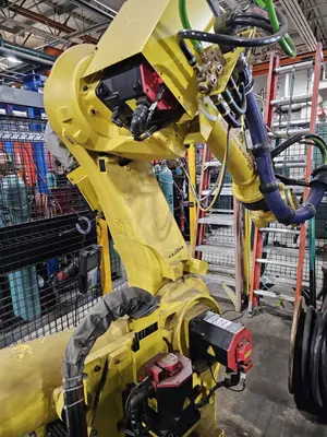 USED 2015 FANUC R-200IB/210F