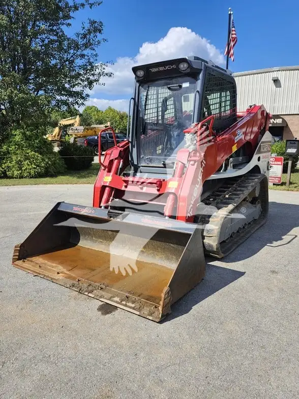 USED 2024 TAKEUCHI TL12V2