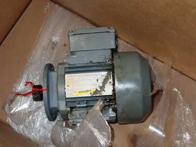 USED SEW EURODRIVE SA47/T DT71D4