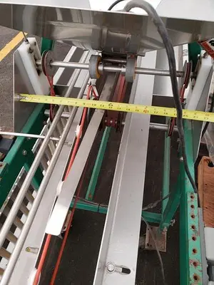 Lakewood Clamshell Filler