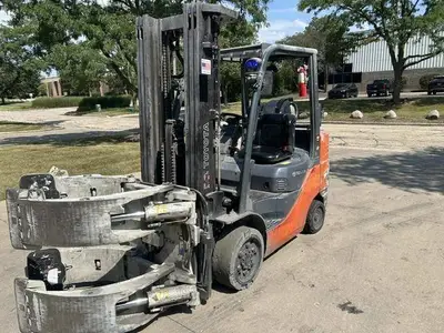 Used 2016 TOYOTA 8FGCU32 Misc Forklifts Illinois US | Somerset Equipment Sales #1542795