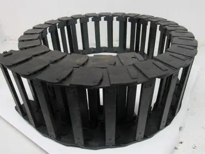 Igus 35.3.250 7" x 1-1/2" ID Drag Chain Cable Energy Chain 6'