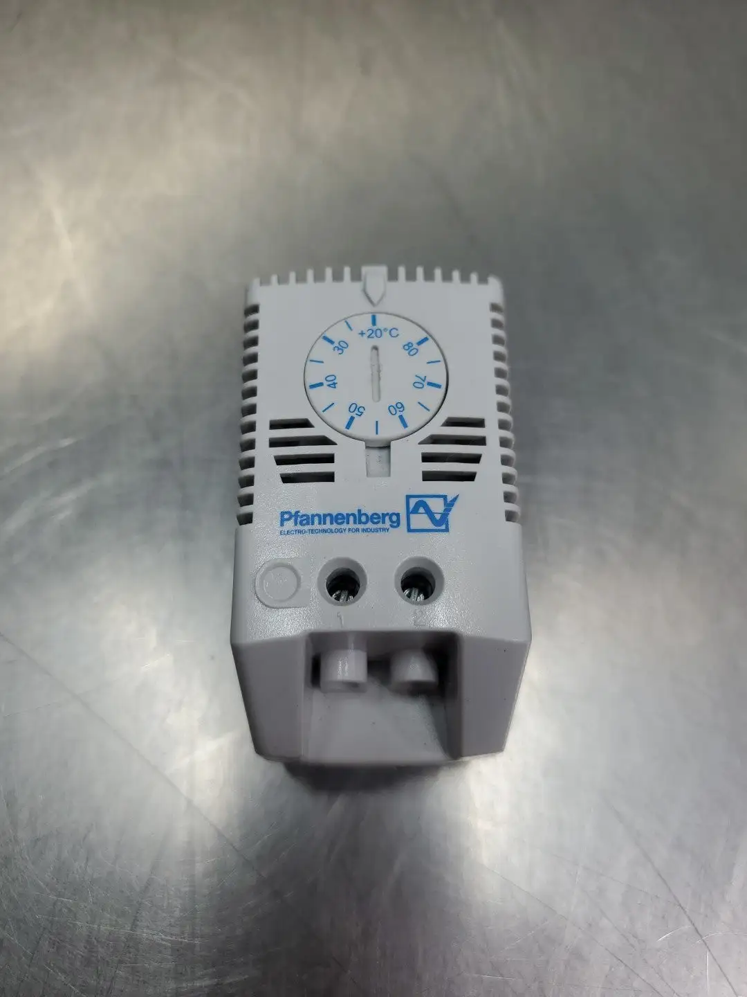 USED Pfannenberg FLZ 530 (17121000004) Thermostat Module, 240VAC