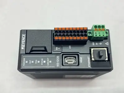 USED KEYENCE VISION SENSOR COMPACT MODEL SENSOR AMPLIFIER