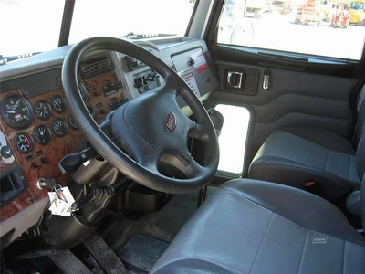 Used 2007 PETERBILT 335 Water Trucks | Abele Tractor #1343007