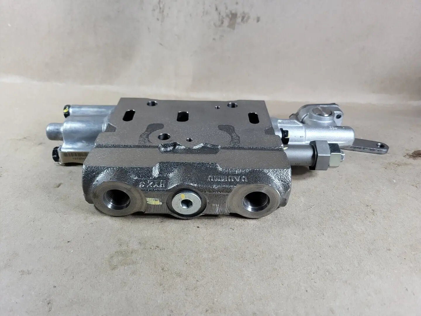 NEW CATERPILLAR 107-0547