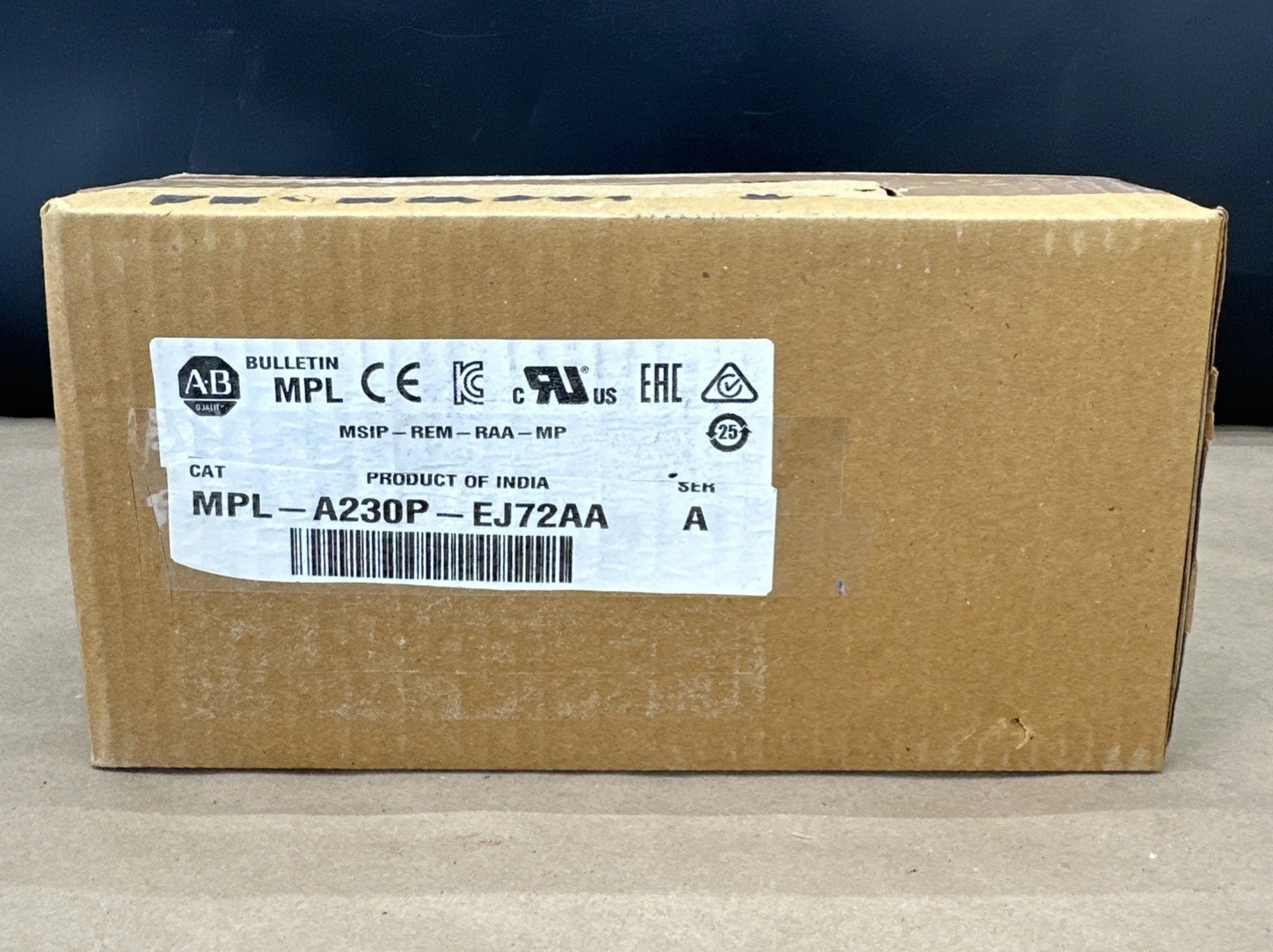 NEW Allen-Bradley MPL-A230P-EJ72AA