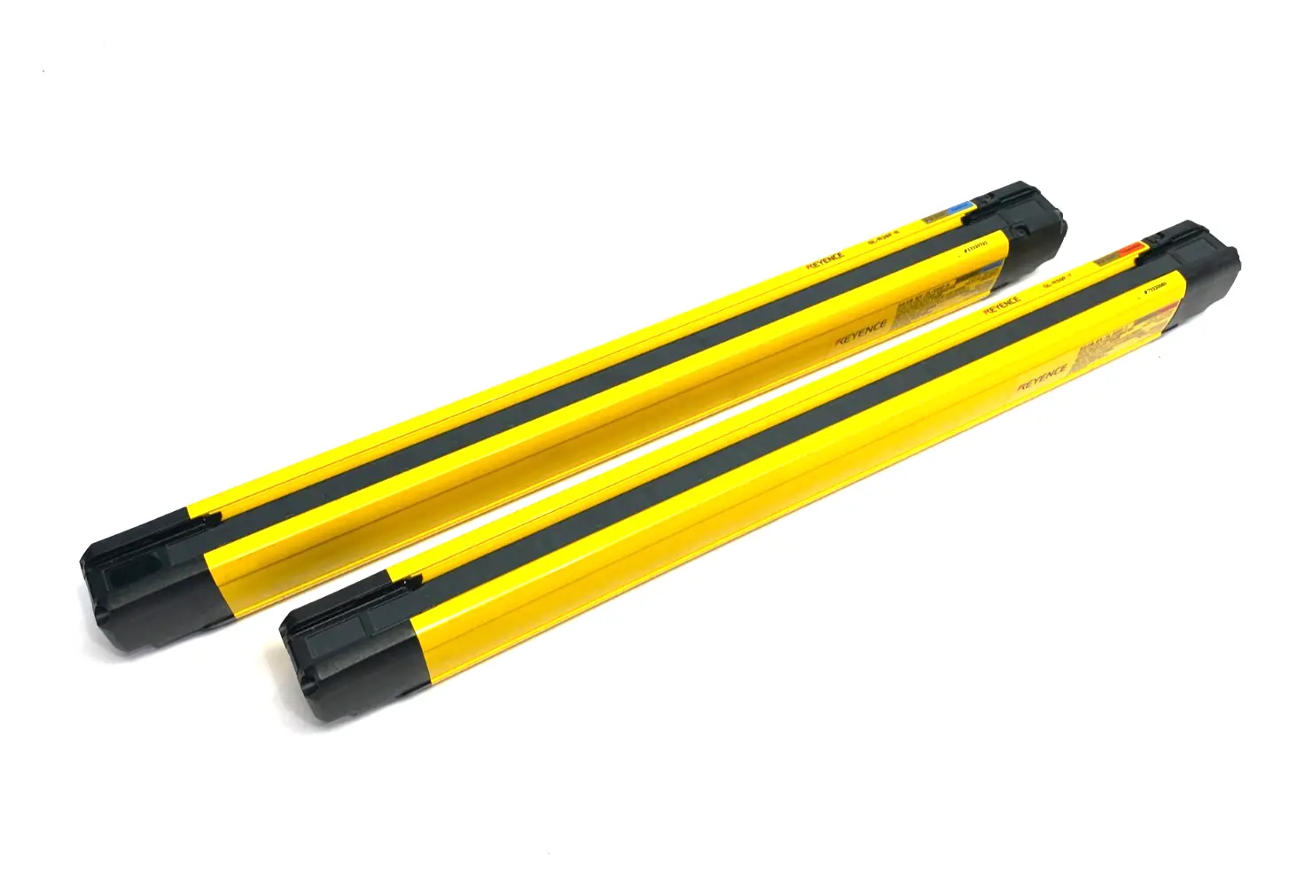 USED KEYENCE SAFETY LIGHT CURTAIN SET FINGER-PROTECTION TYPE 39 OPTICAL AXES