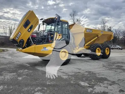USED 2024 BELL B30E