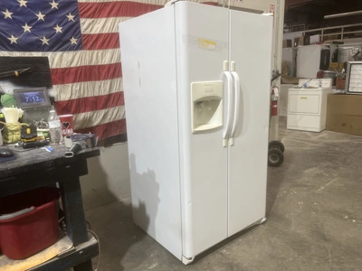 Used FRIGIDAIRE SIDE BY SIDE Refrigerators Michigan US | Miedema Asset Management Group #1313579