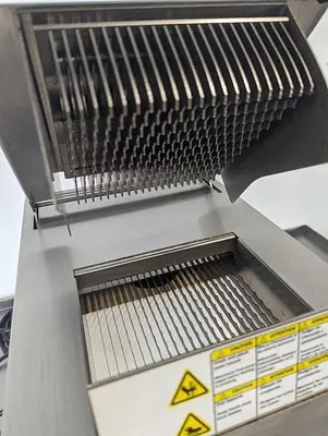 USED OLIVER 738