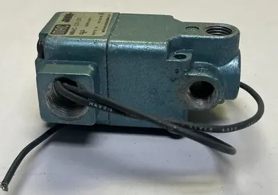 Used MAC VALVES 225-111C Solenoid Valves | Surplus Asset Holdings #1219986
