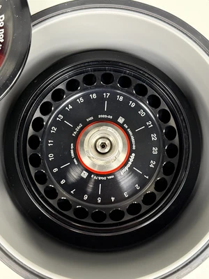 Used Eppendorf 5425 Centrifuges Missouri US | BioLabTek #1356868