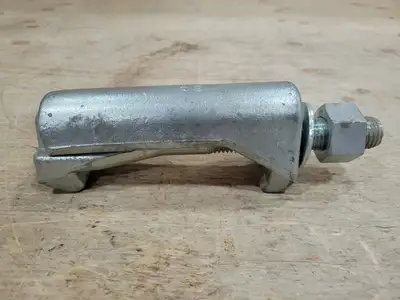 Segmented Screw Clamp