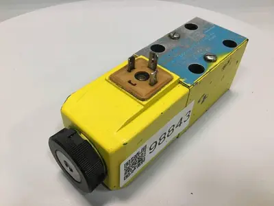 USED VICKERS DG4V32AMUHL760