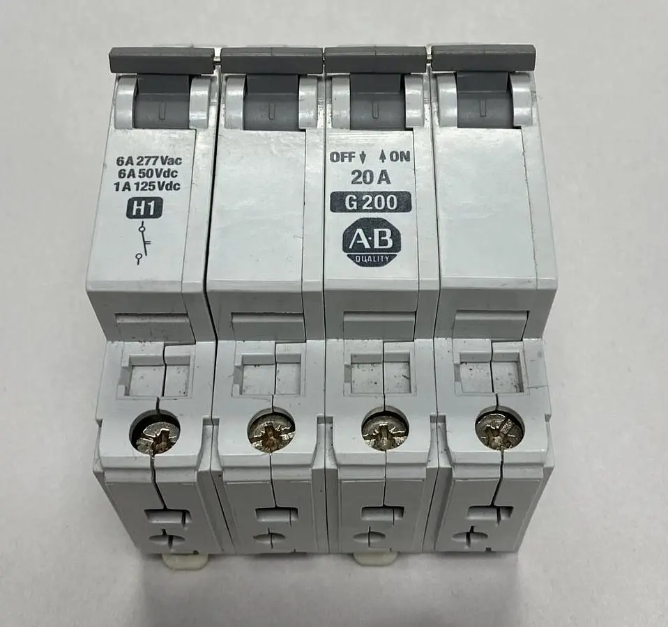 USED ALLEN-BRADLEY 1492-CB3