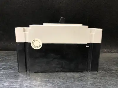 New | in-Stock CUTLER-HAMMER EHD1015 Switchgears British Columbia CA | Lenmark #244246
