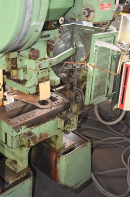 1973 PERKINS 15S Gap Frame (OBS) Presses | Mohawk Machinery (5)