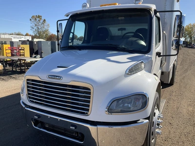 Used 2017 FREIGHTLINER GLIDER KIT Box trucks Michigan US | Miedema Asset Management Group #1579188