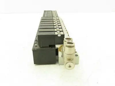 Pneumax OMRB213 Pneumatic Air Manifold Assembly 14 Valves 24vdc 145psi