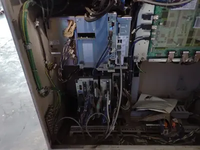 USED 2013 YASKAWA MOTOMAN MH6