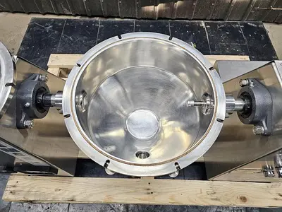 Used Gemco Double Cone Blender, 8 qt Lab Blender