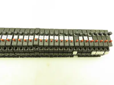 Allen Bradley 1492-GH015 Din Rail 1.5A Circuit Breaker Ser B 250V Lot of 45