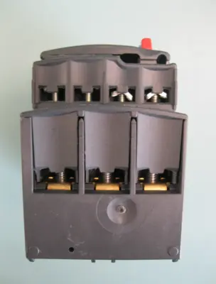 NEW Schneider Electric LC1D12G7