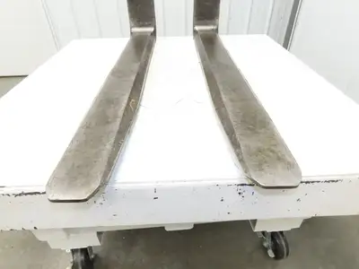 Cascade 7049567 6 X 48" Class 3 Steel Forklift Forks 20" Carriage Tapered