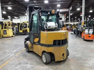USED 2022 YALE GLC120