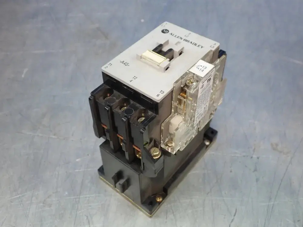 New | in-Stock ALLEN BRADLEY 100A45NZ3 Starters Ohio US | HGR 24 #878485