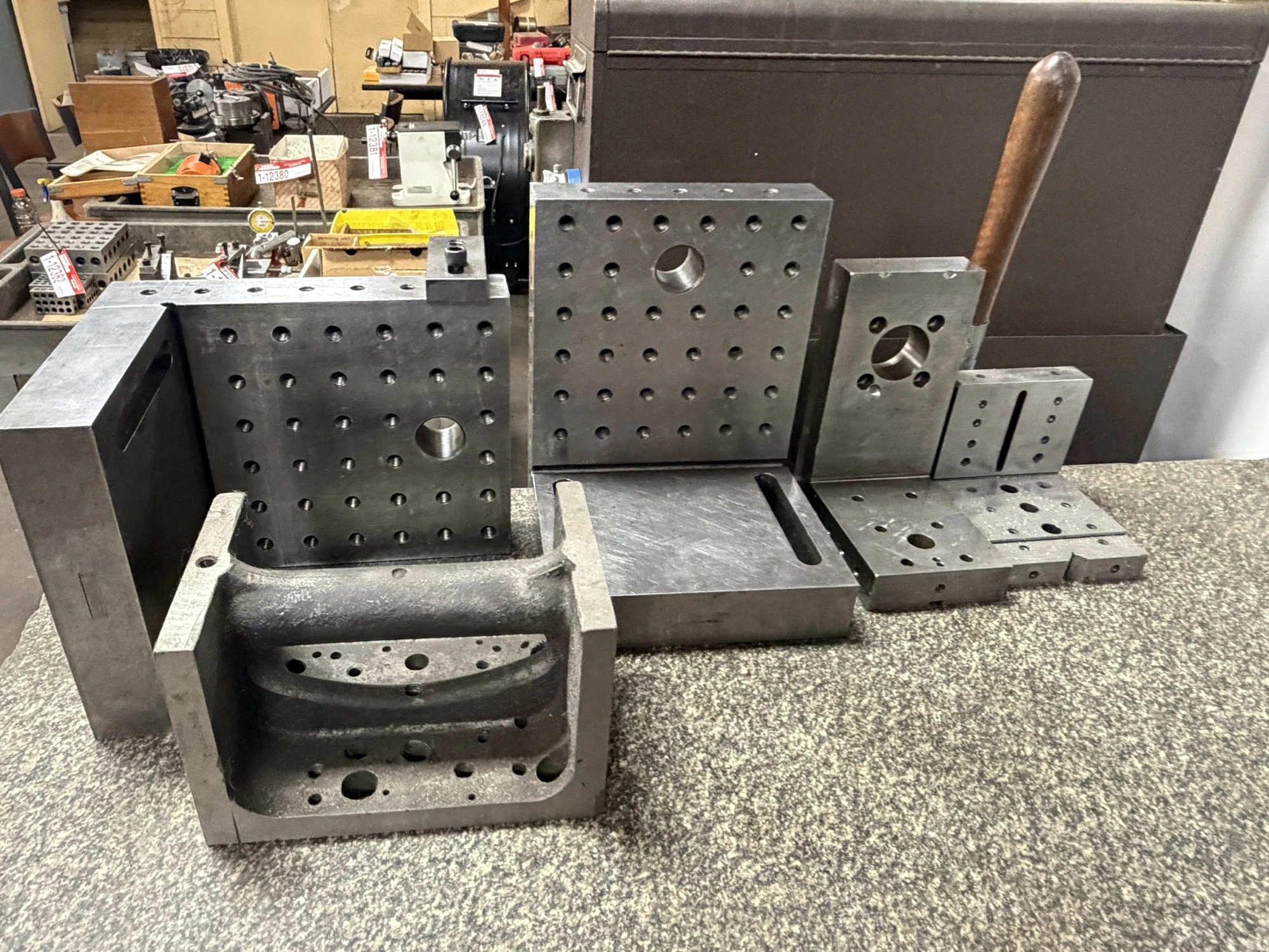Used _UNKNOWN_ _UNKNOWN_ Precision Angle Plates Michigan US | Miedema Asset Management Group #1442386