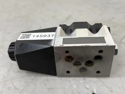 USED TOKIMEC DG4VS-5-0A-M-P7L-H-7-40-JA5
