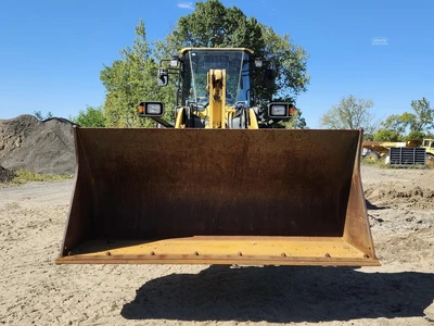 Used 2021 KOMATSU WA320-8 Wheel Loaders | Abele Tractor #1342926