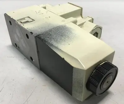 Used VICKERS DG4V32AMP7H750 Valves/Fittings Michigan US | Ideal Machinery #1174242