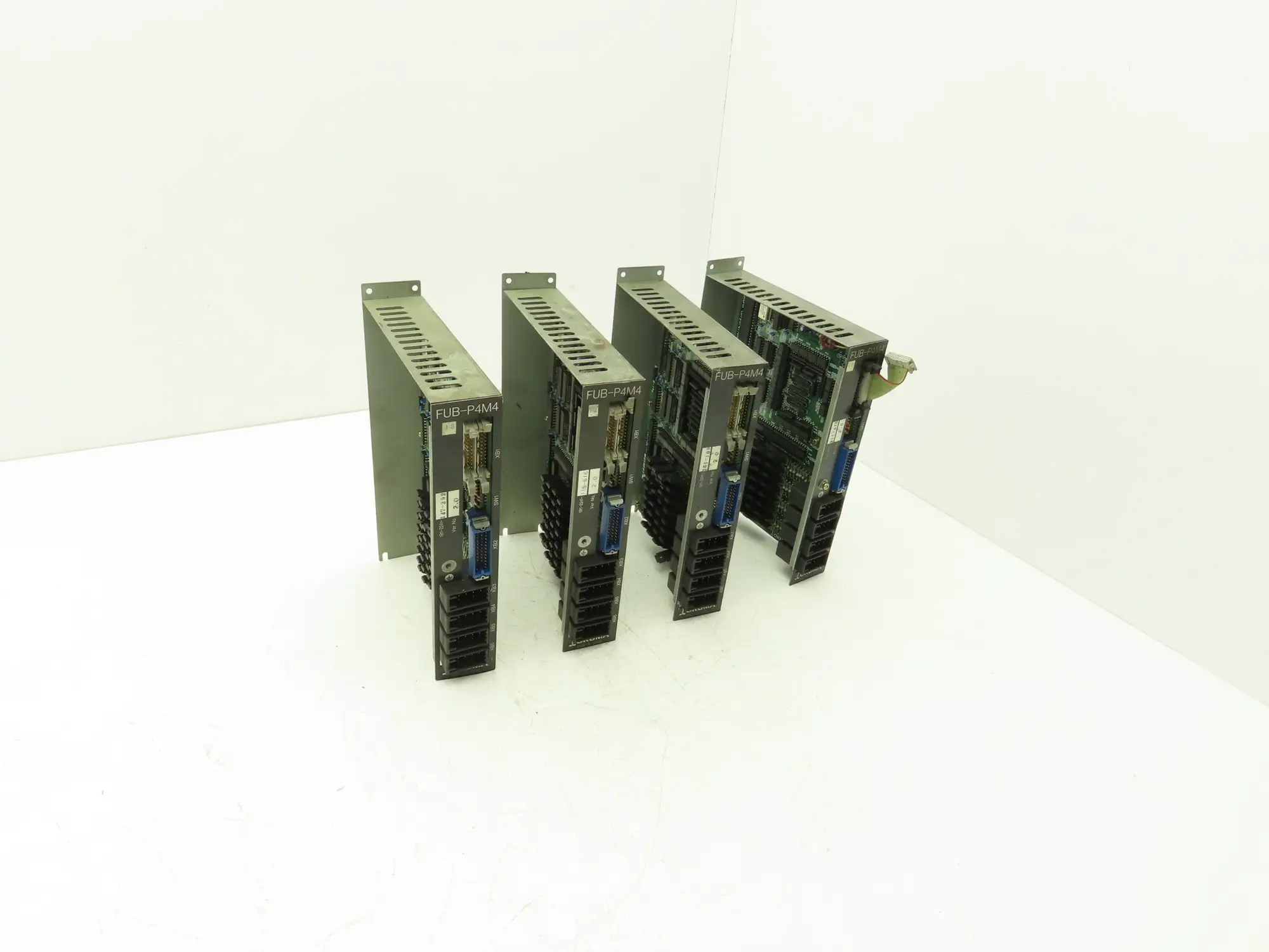 Okuma FUB-P4M4 Opus7000 PLC Slot Card Controller Version 2.0 Lot Of 4