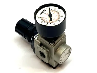 USED SMC MODULAR AIR REGULATOR 1/4" NPT 7–125 PSI WITH BACKFLOW