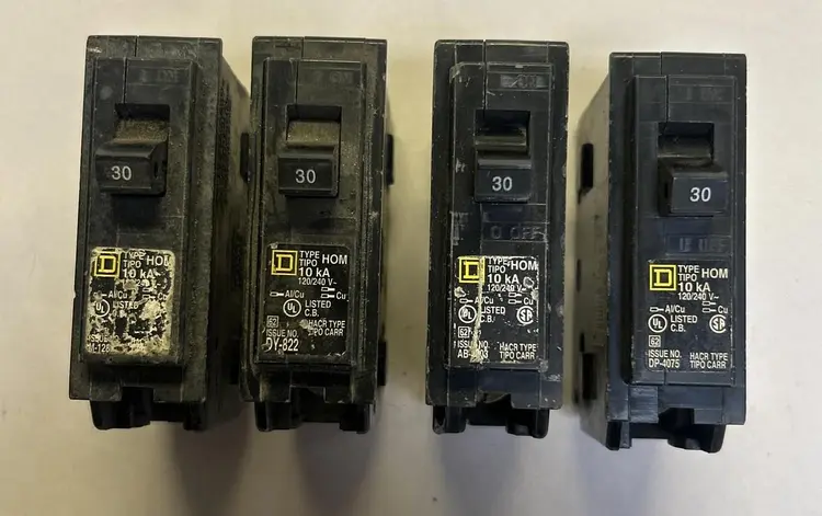 Used SQUARE D HOM130 Miscellaneous Equipment (Electrical & Power) | Surplus Asset Holdings #1193100