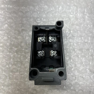 NEW Allen-Bradley 802T-X7