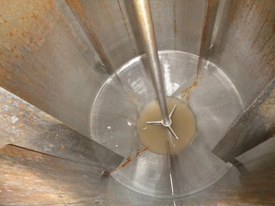 700 L S/S Jacketed Enclosed Mixer Tank