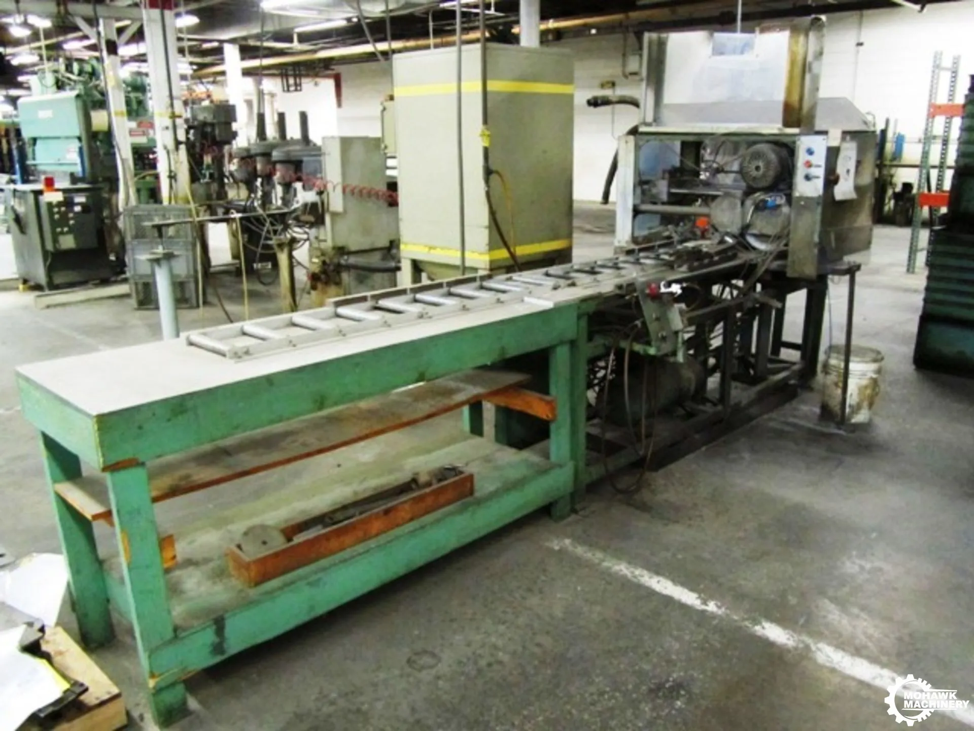 16" 5 HP CROSS-FEEDING HEAD TABLE-MOUNTED CUT-OFF SAW w/PNEUMATIC HEAD FEED - PNEUMATIC CLAMPING - 113" LONG TABLE
