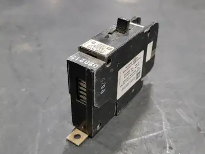 Used EATON CUTLER-HAMMER GBH1015 Switchgears British Columbia CA | Lenmark #244482