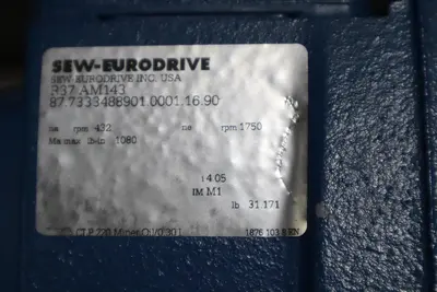SEW-EURODRIVE R37 AM143 Helical Gear Reducer 1750rpm - STOCK SGF78