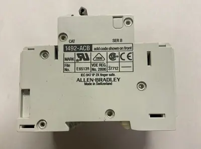 USED ALLEN-BRADLEY 1492-CB3