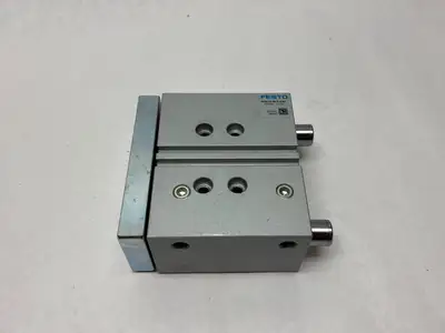 USED FESTO GUIDED DRIVE CYLINDER 32MM BORE 40MM STROKE 170932