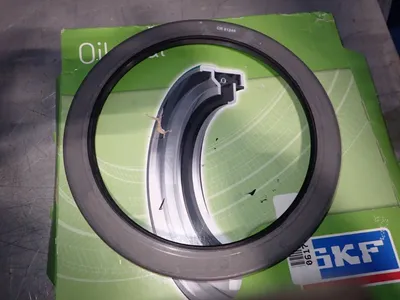 NEW SKF CR81246